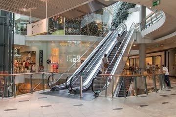 Malls & Complexes